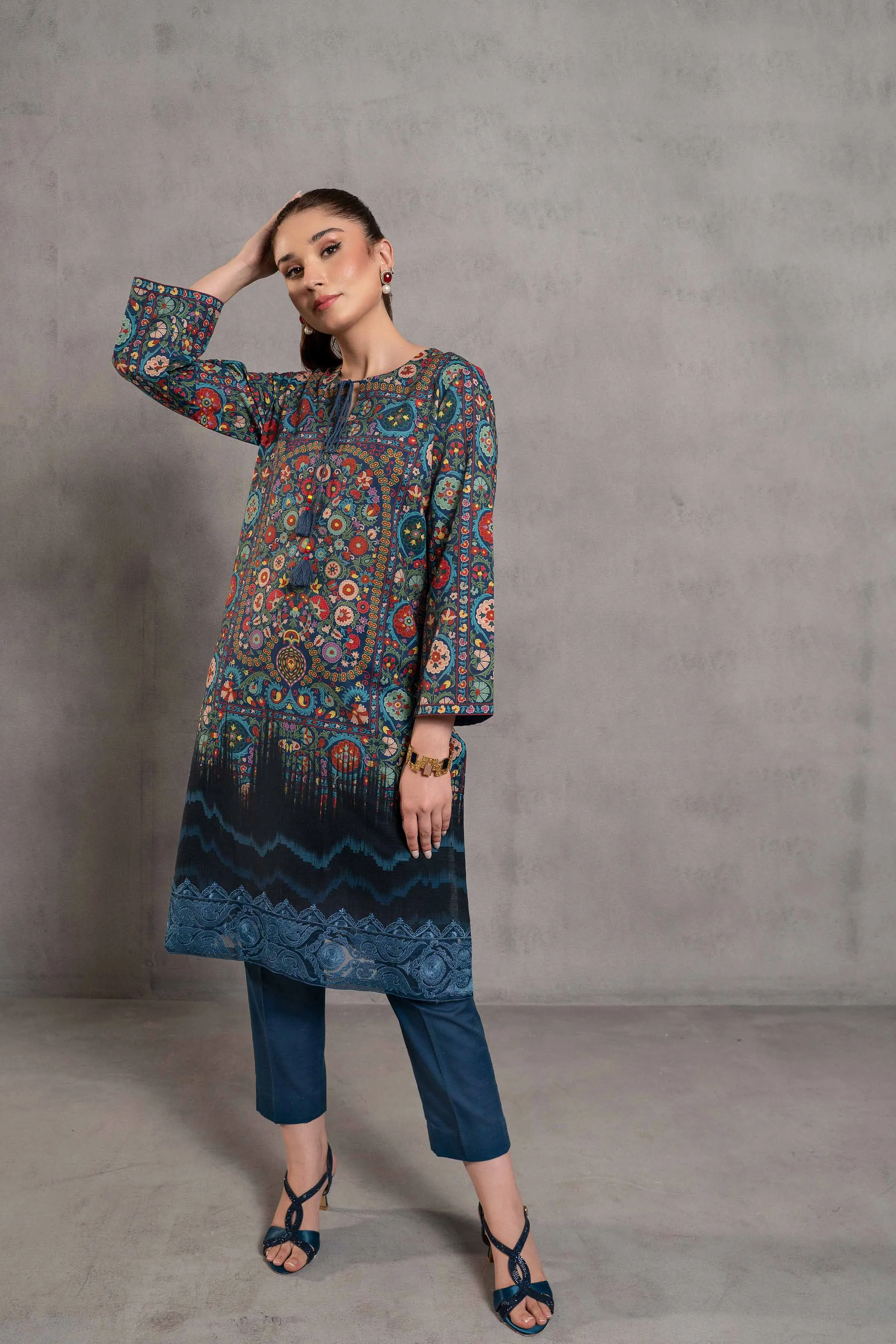 2 Piece - Digital Printed Embroidered Suit - 42303291