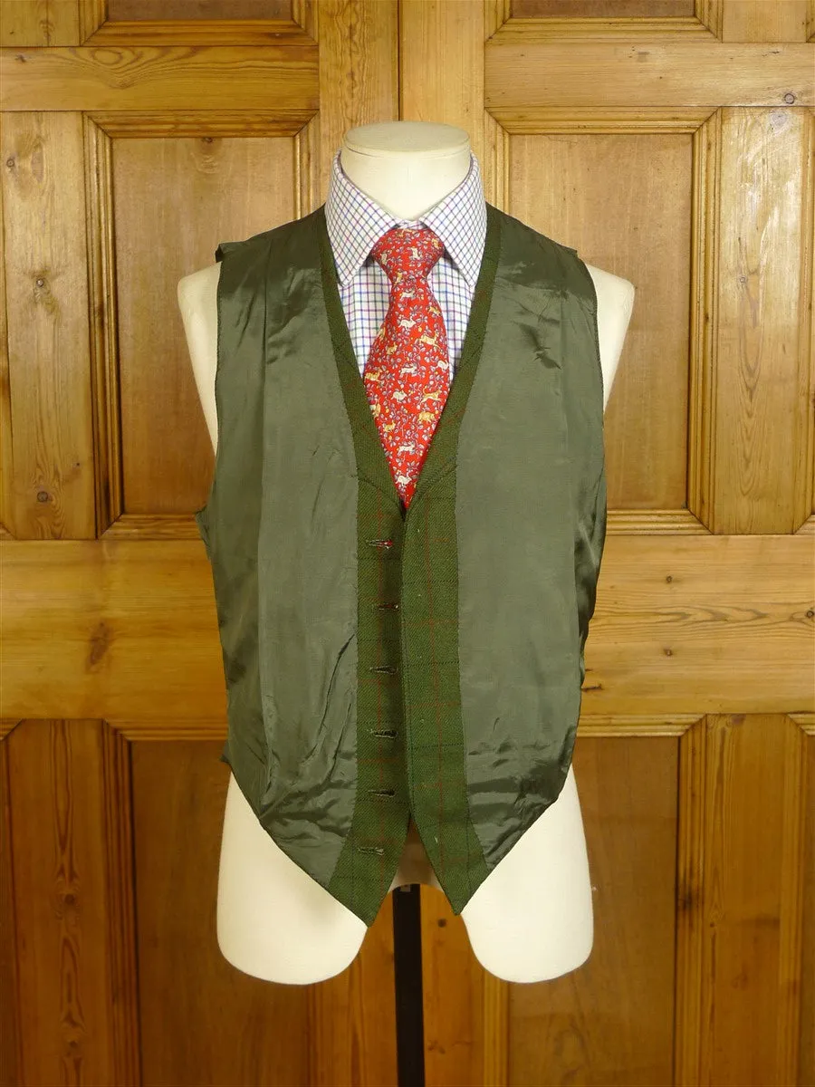 24/0975 immaculate vintage savile row bespoke green / red wp check 4-piece tweed shooting suit (2 pr breeks) 39 long