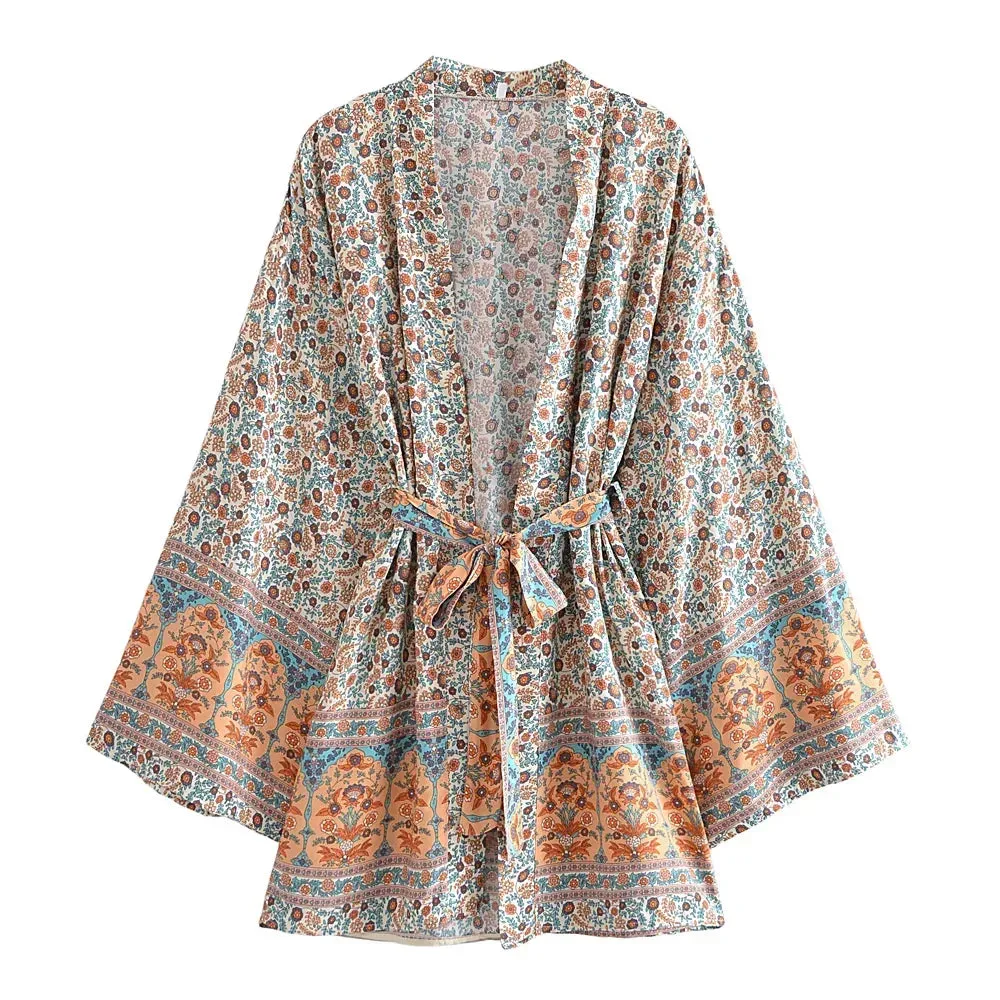 Charlie's Boho Floral Print Short Kimono Robe