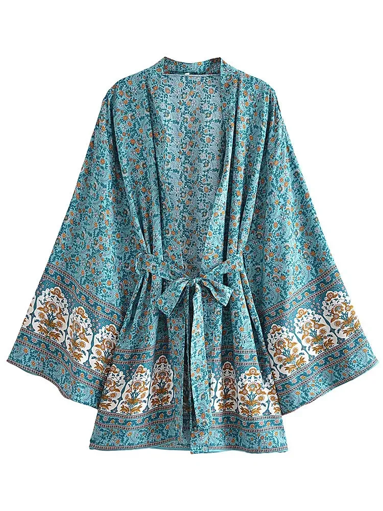 Charlie's Boho Floral Print Short Kimono Robe