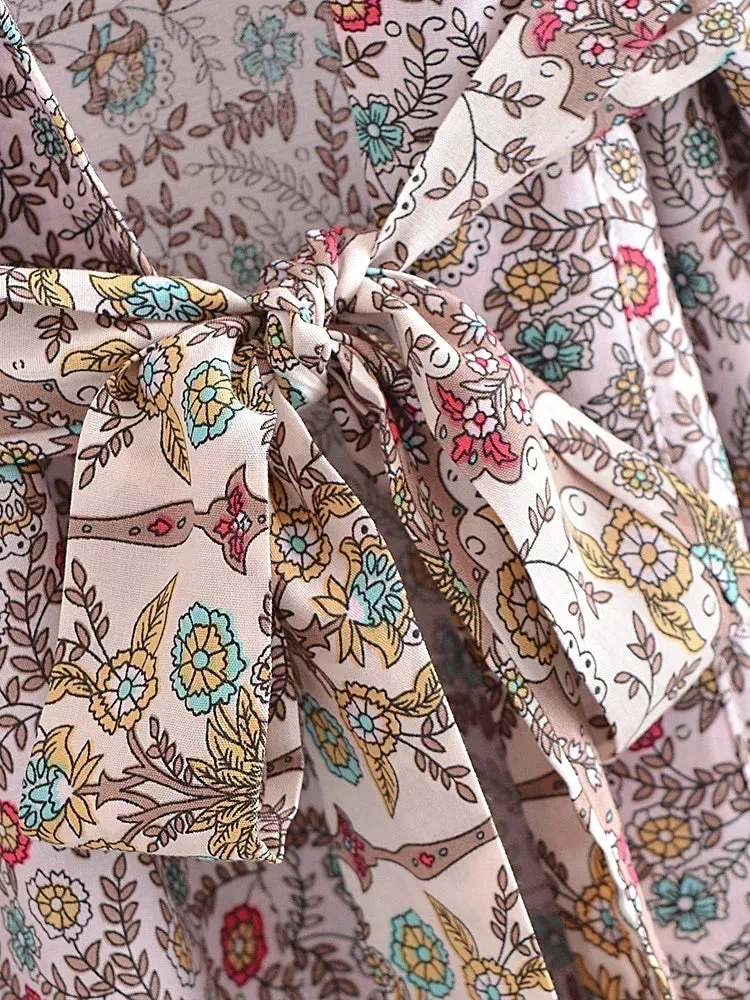 Charlie's Boho Floral Print Short Kimono Robe