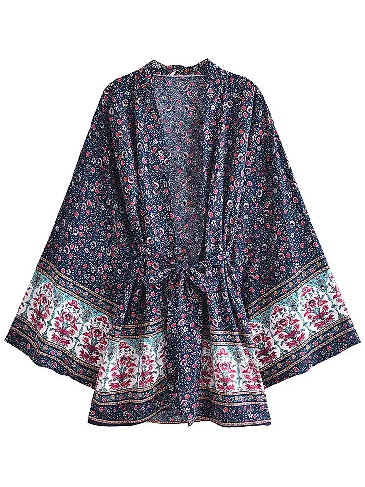 Charlie's Boho Floral Print Short Kimono Robe