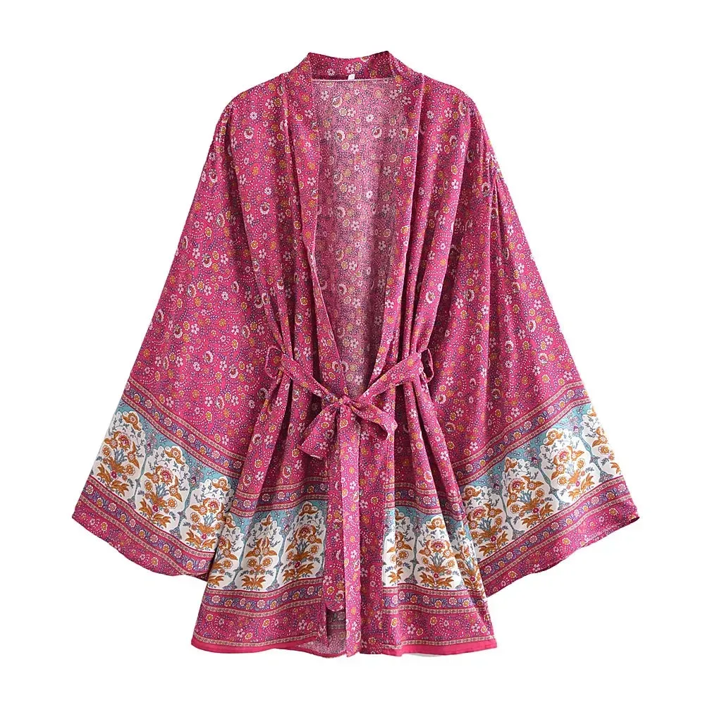 Charlie's Boho Floral Print Short Kimono Robe