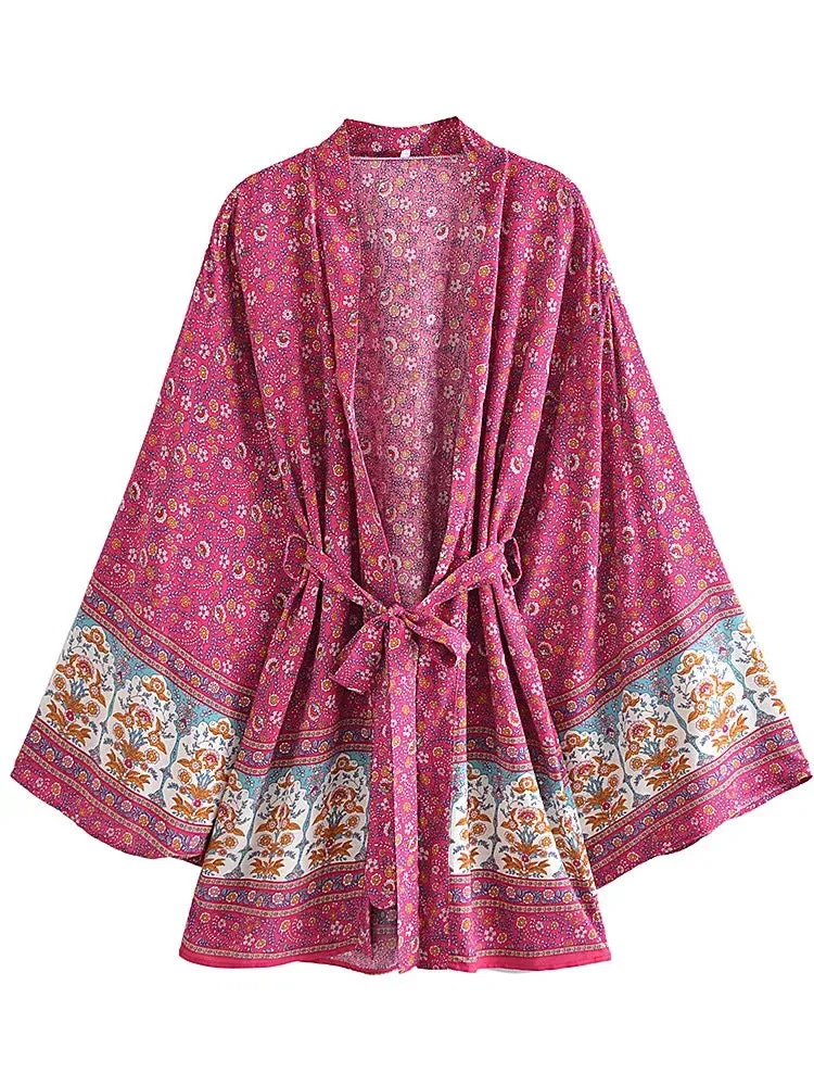 Charlie's Boho Floral Print Short Kimono Robe