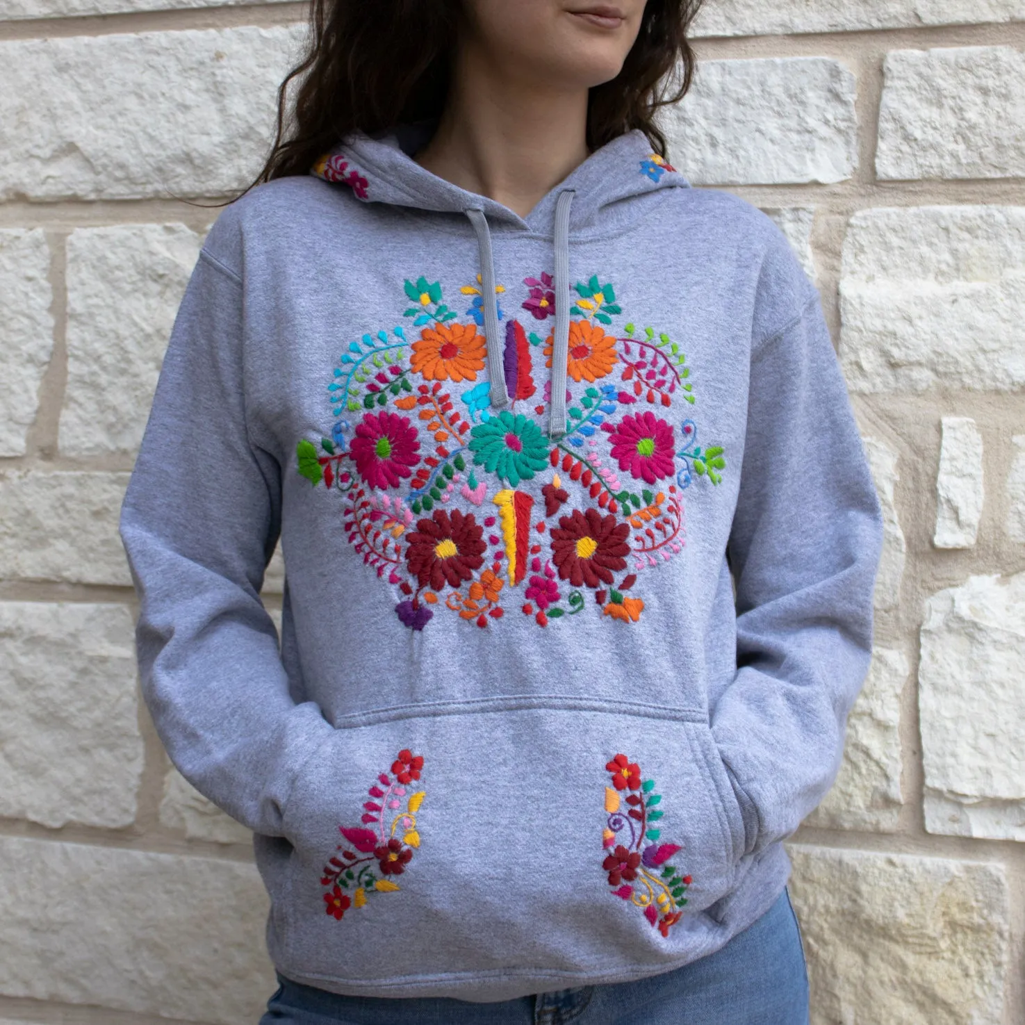 Chilac Floral Embroidered Pullover Hoodie