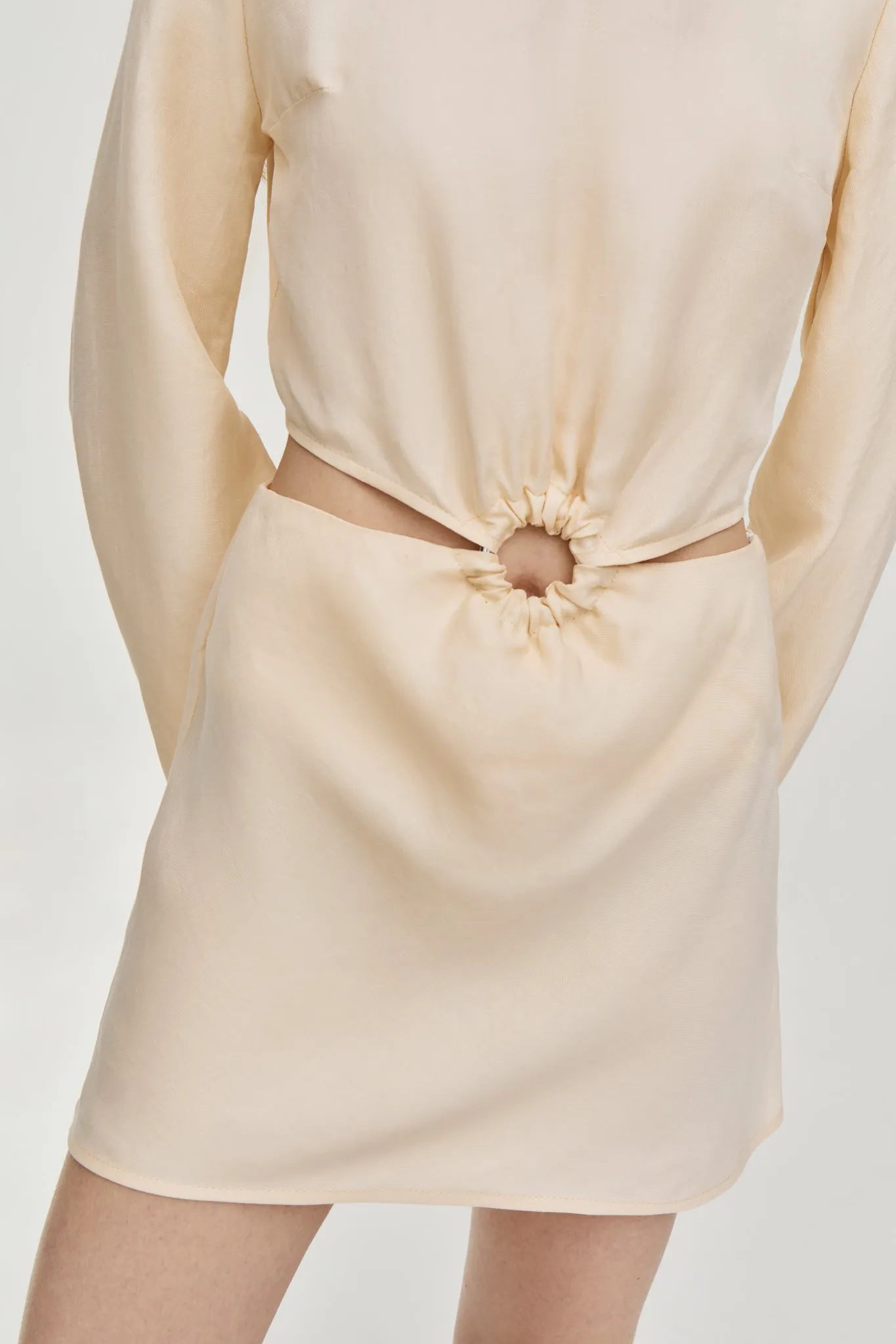 Cut-out mini dress (convertible) - Creme