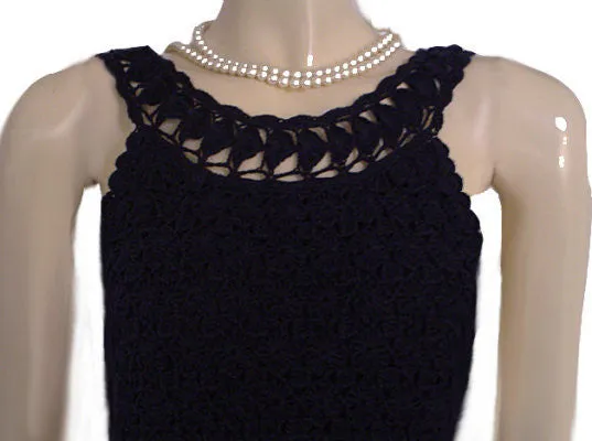 DIANE VON FURSTENBERG $568 RARE STYLE CROCHETED CLASSIC NAVY DRESS WITH SCALLOPED HEM - SIZE LARGE