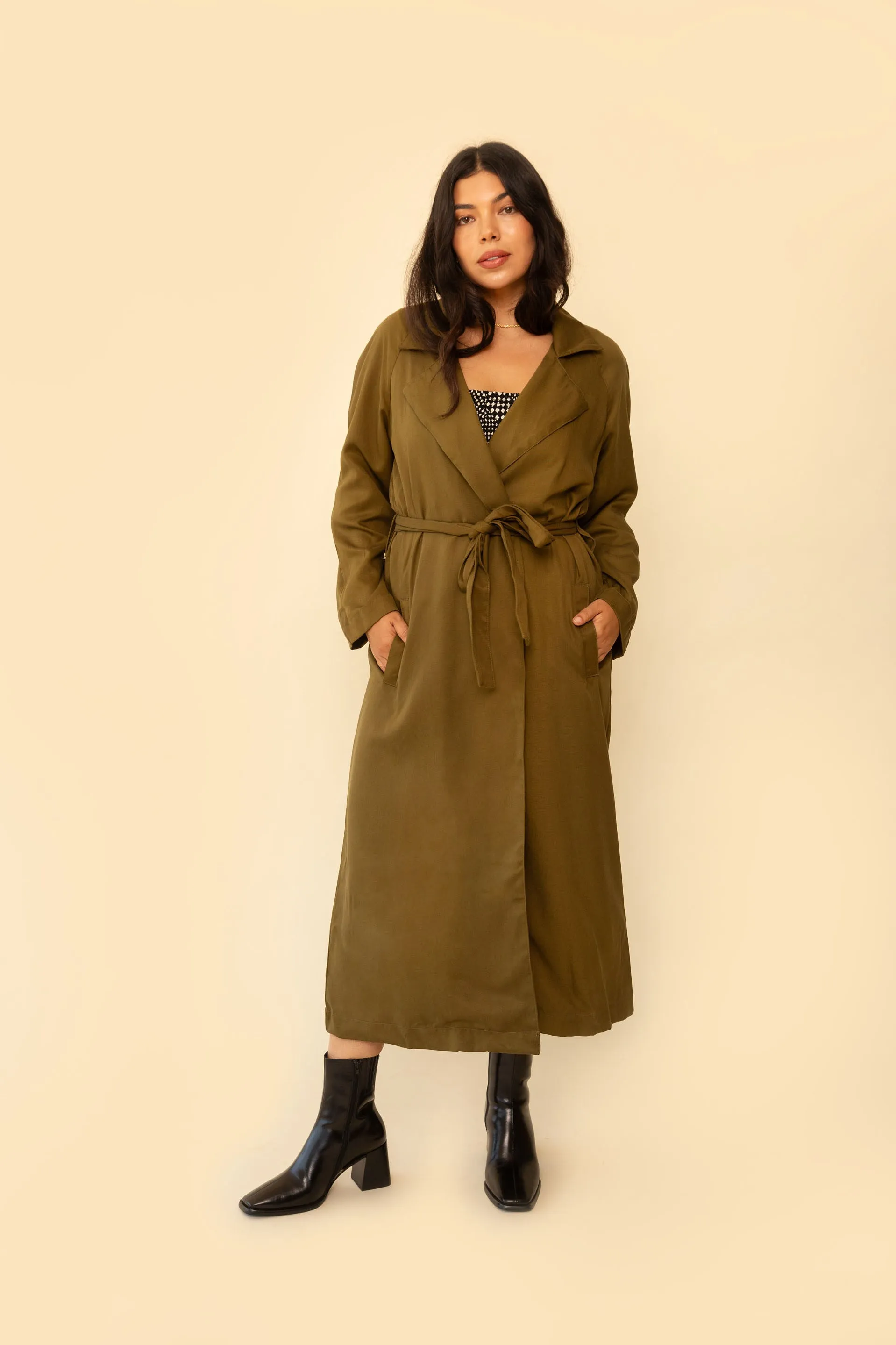 Gia Trench in Hunter