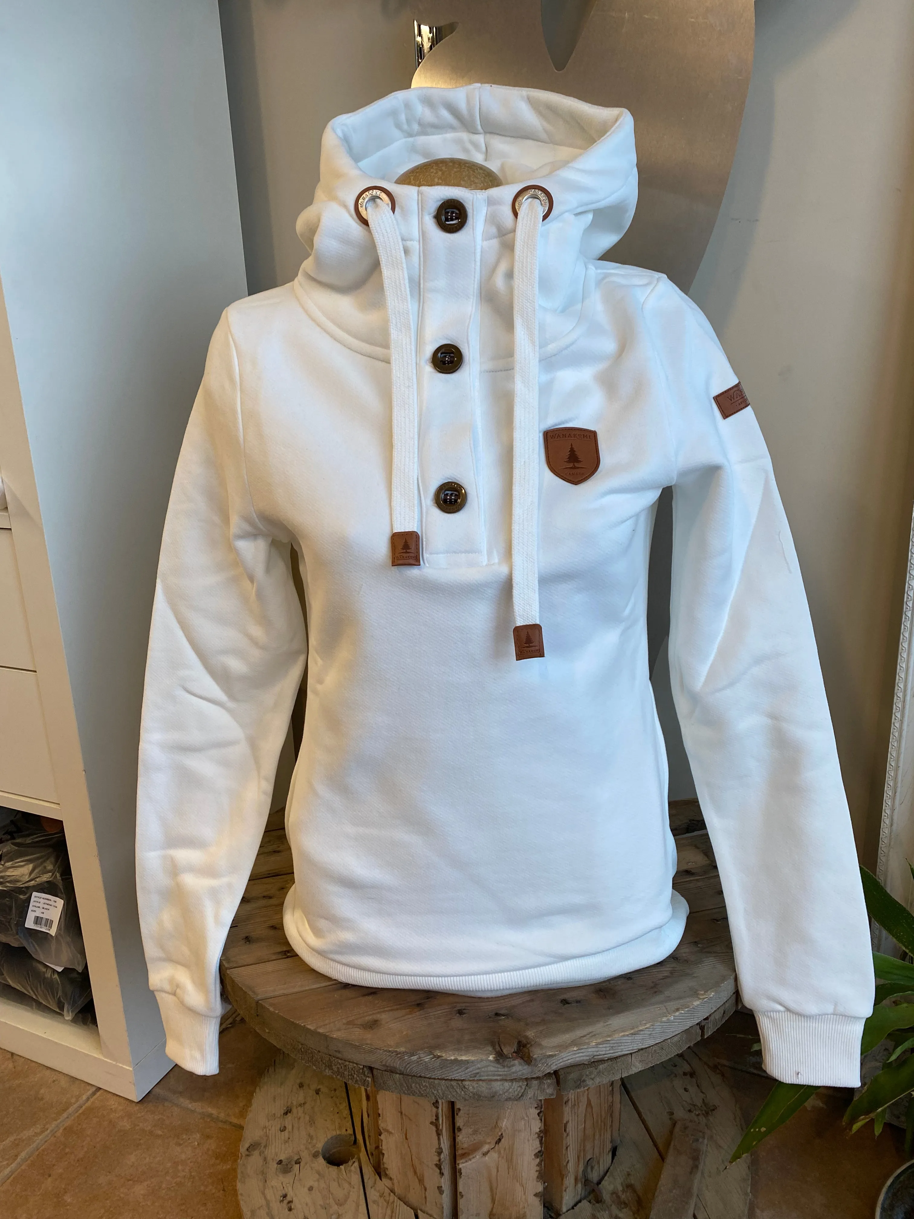 Jas  Button Up Hoodie