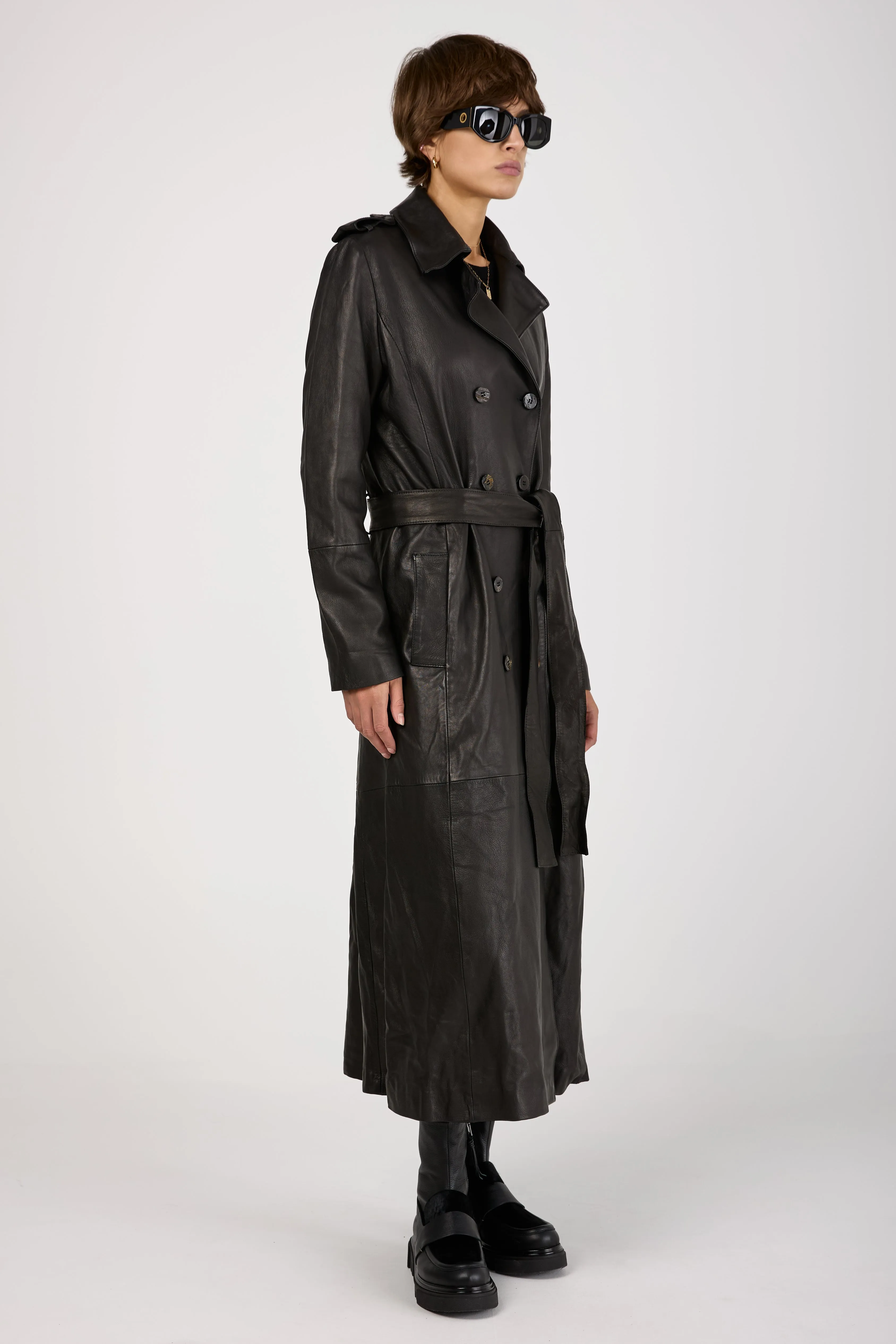 Lamb Leather Trench Coat in Black