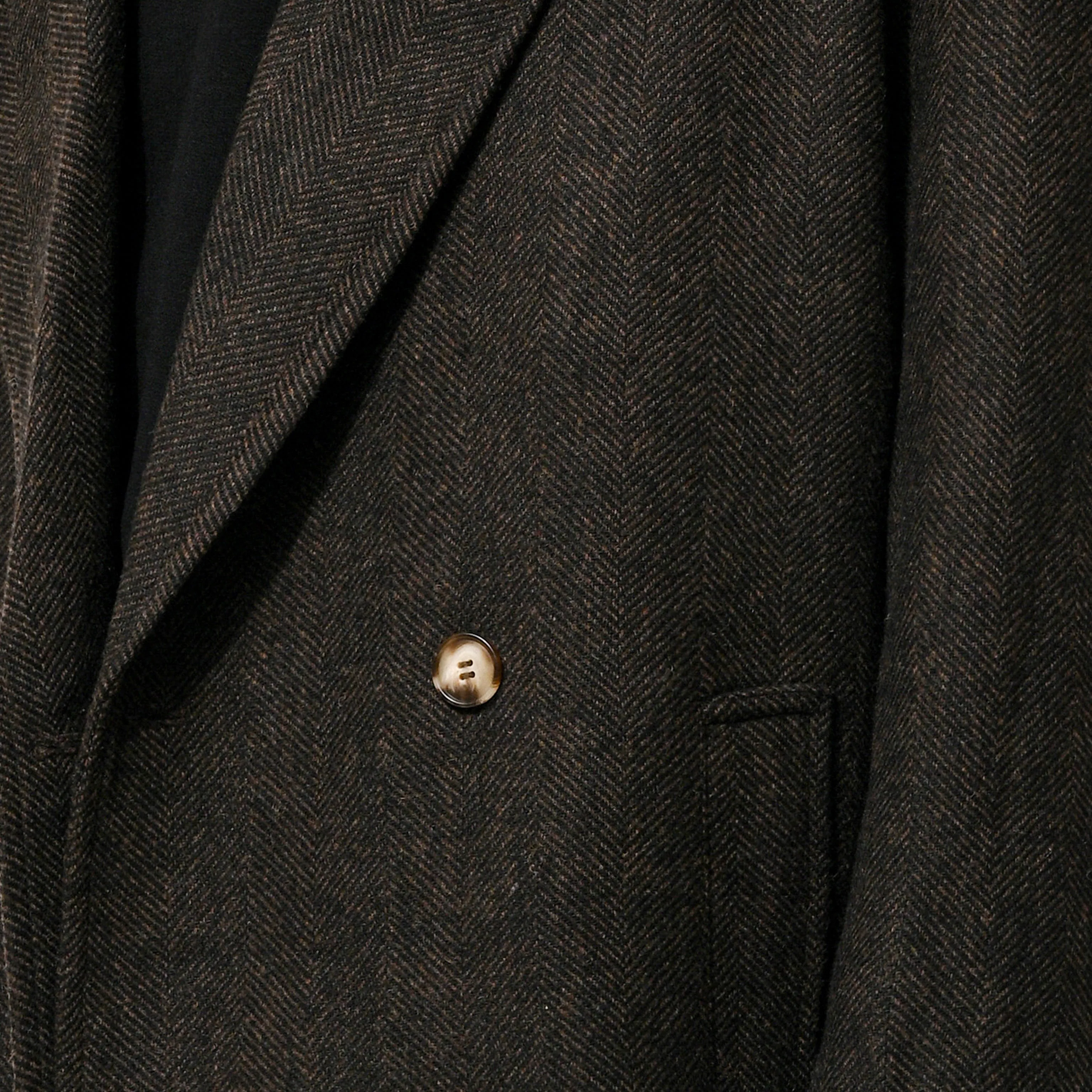 PEAK LAPEL COAT - BROWN