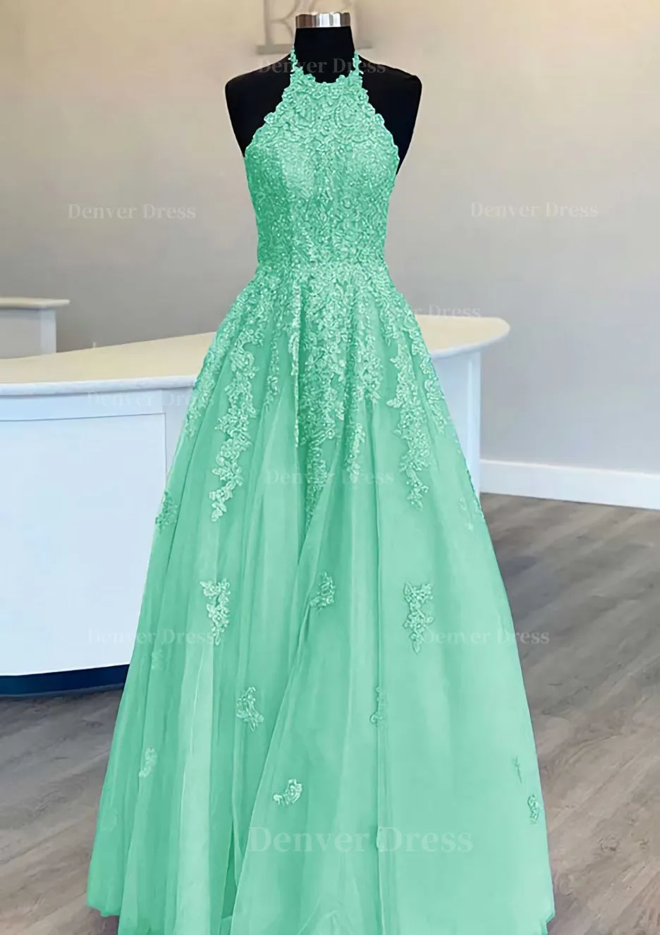 Princess Halter Long/Floor-Length Lace Tulle Prom Dress With Appliqued Beading