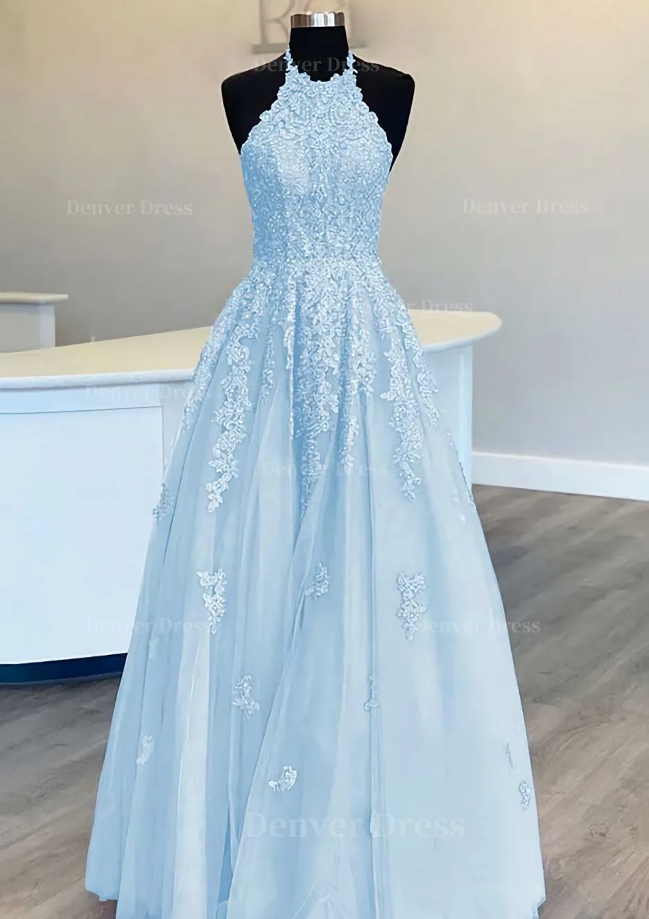 Princess Halter Long/Floor-Length Lace Tulle Prom Dress With Appliqued Beading