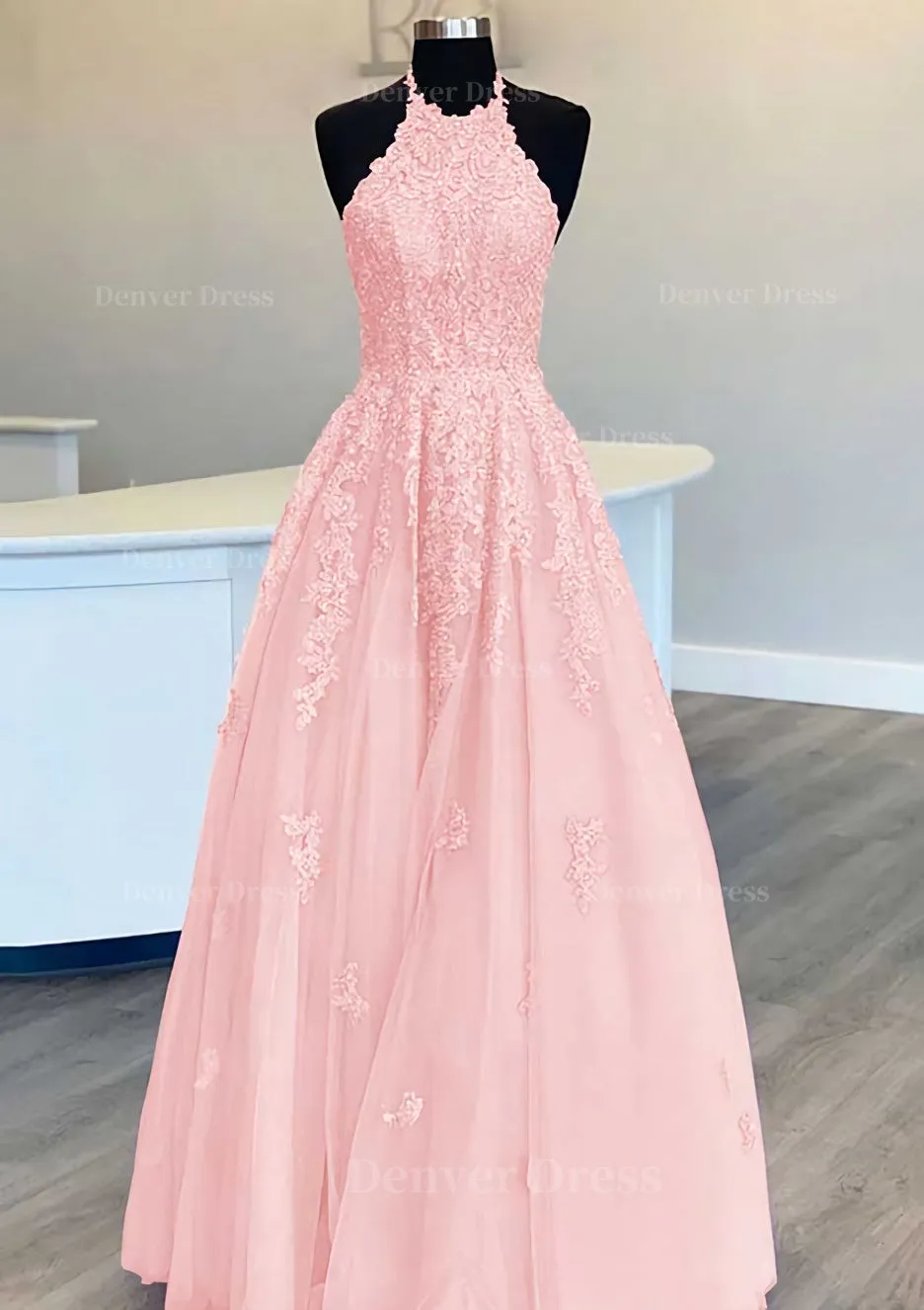 Princess Halter Long/Floor-Length Lace Tulle Prom Dress With Appliqued Beading