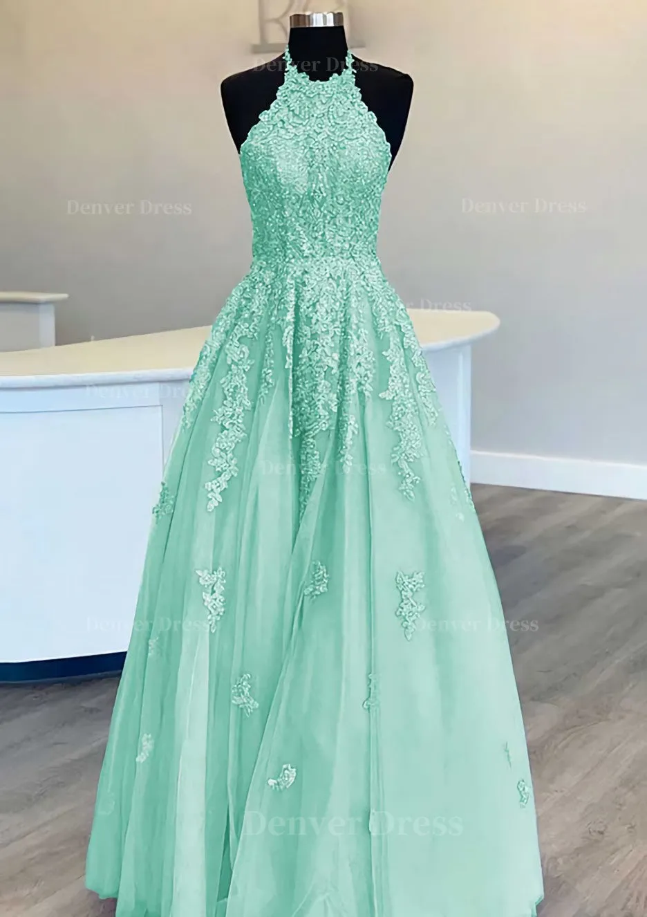 Princess Halter Long/Floor-Length Lace Tulle Prom Dress With Appliqued Beading