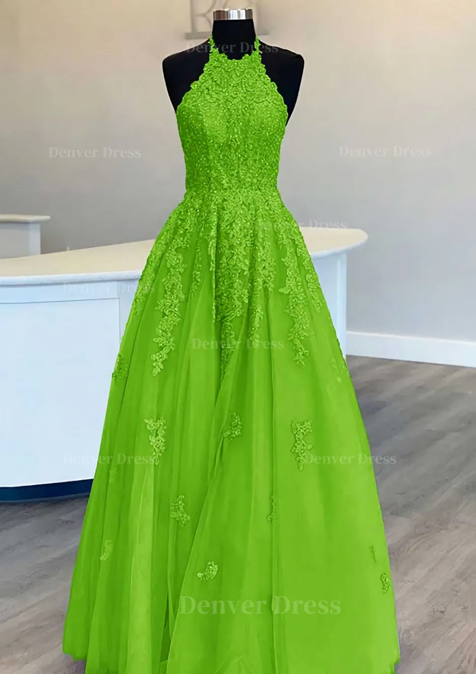 Princess Halter Long/Floor-Length Lace Tulle Prom Dress With Appliqued Beading