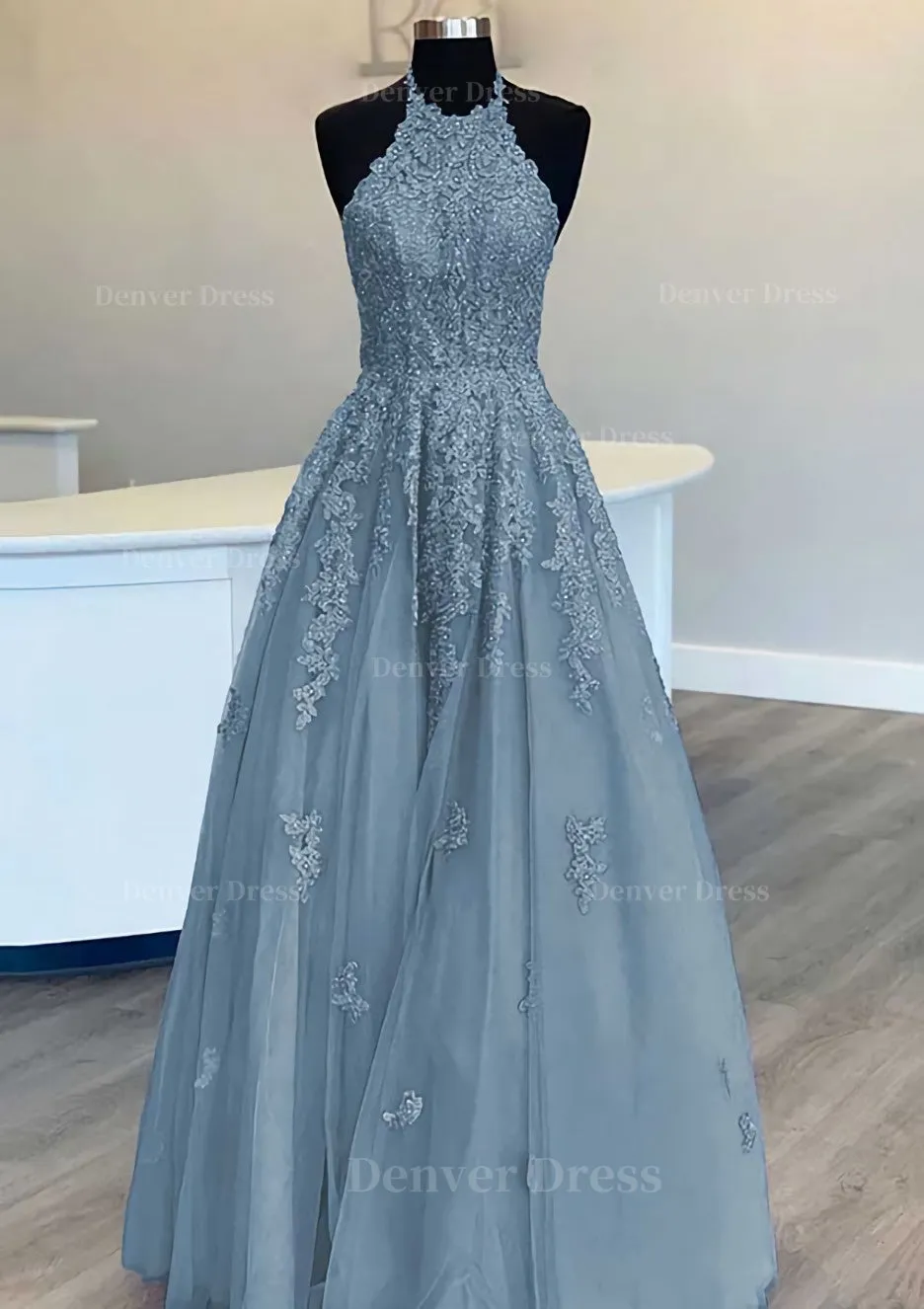 Princess Halter Long/Floor-Length Lace Tulle Prom Dress With Appliqued Beading