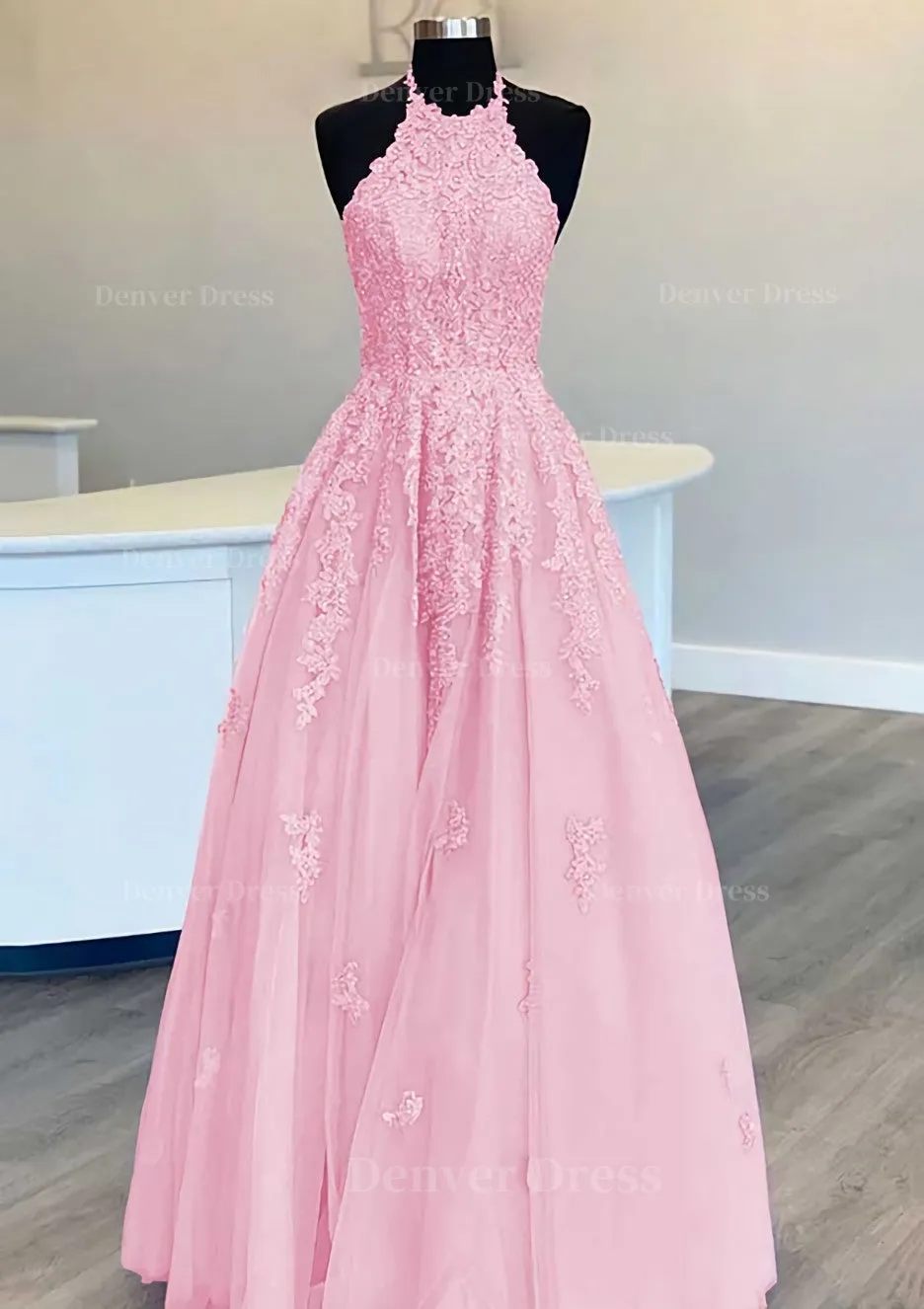 Princess Halter Long/Floor-Length Lace Tulle Prom Dress With Appliqued Beading