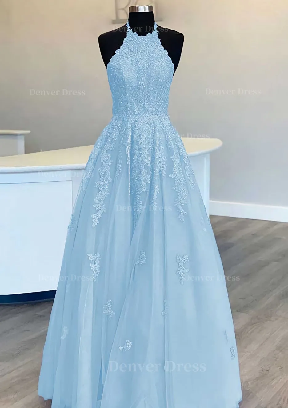 Princess Halter Long/Floor-Length Lace Tulle Prom Dress With Appliqued Beading