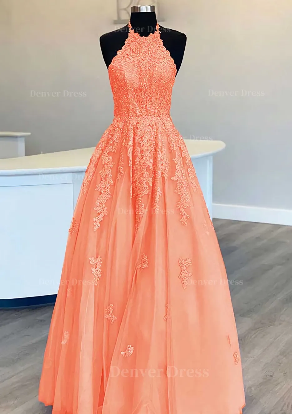 Princess Halter Long/Floor-Length Lace Tulle Prom Dress With Appliqued Beading