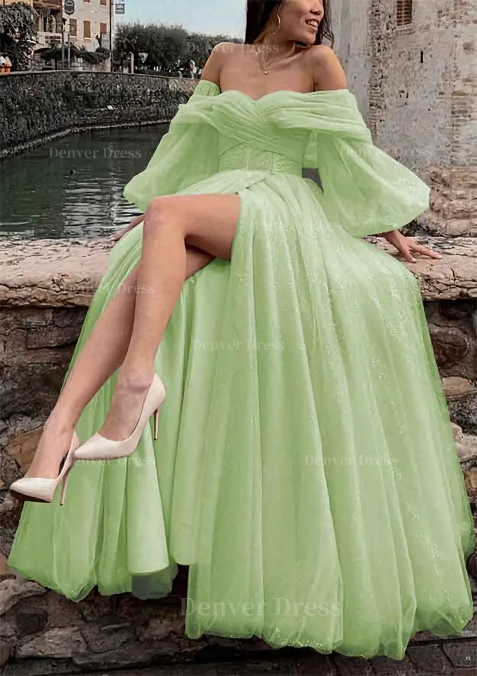 Princess Off-the-Shoulder Sweep Train Tulle Prom Dress With Pleated Split