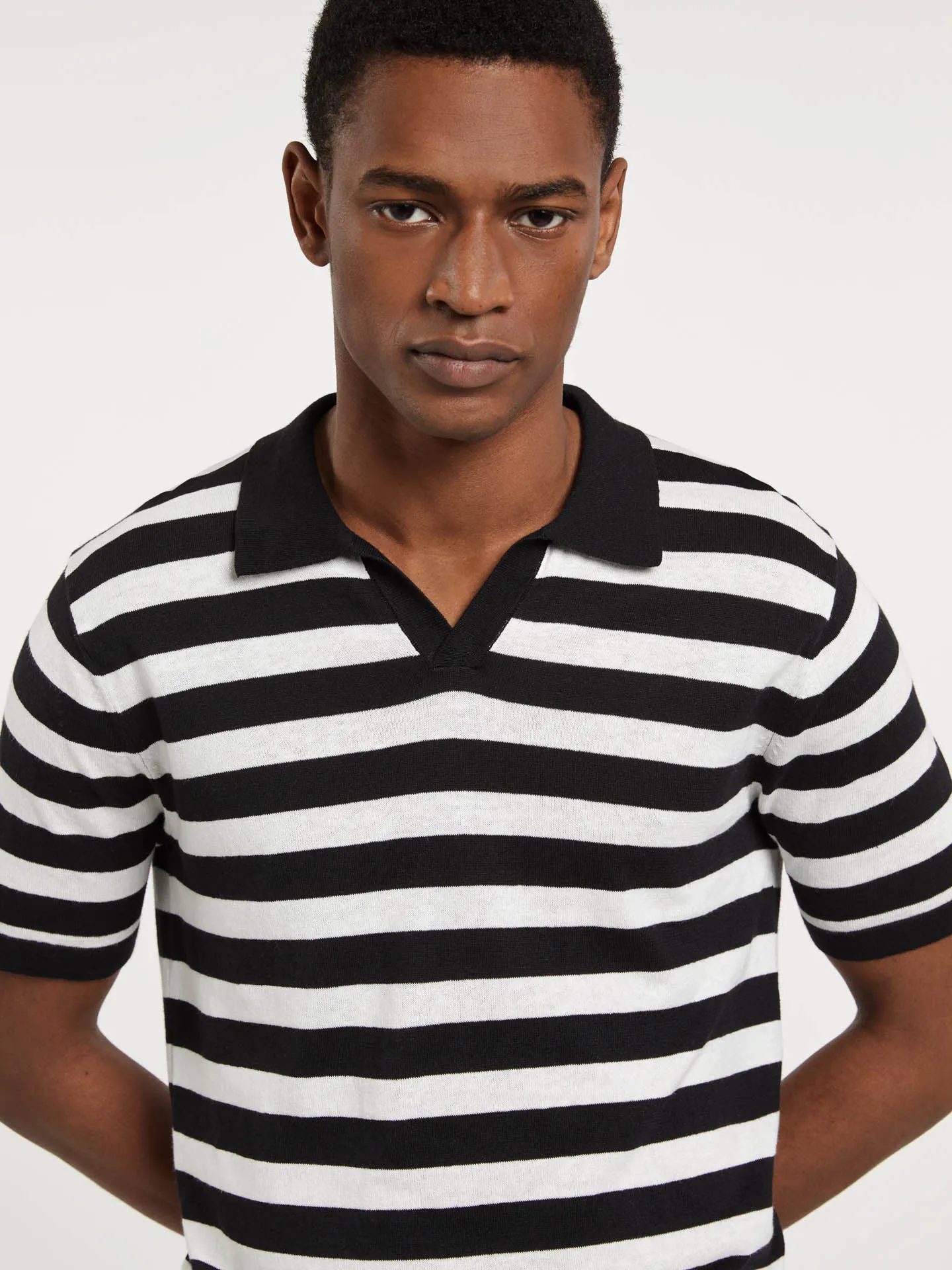 Short Sleeve Polo Sweater With Stripes