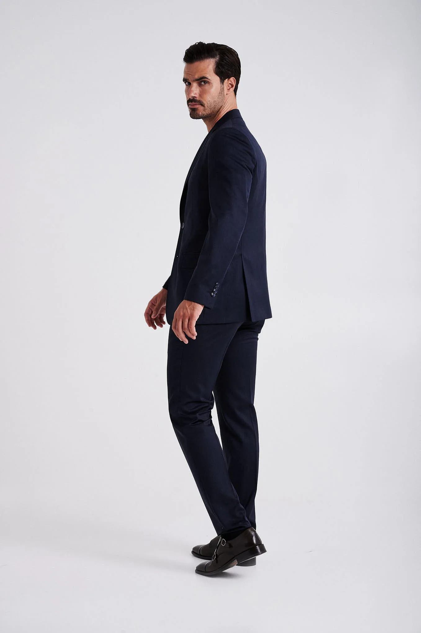 Sim fit wool suit