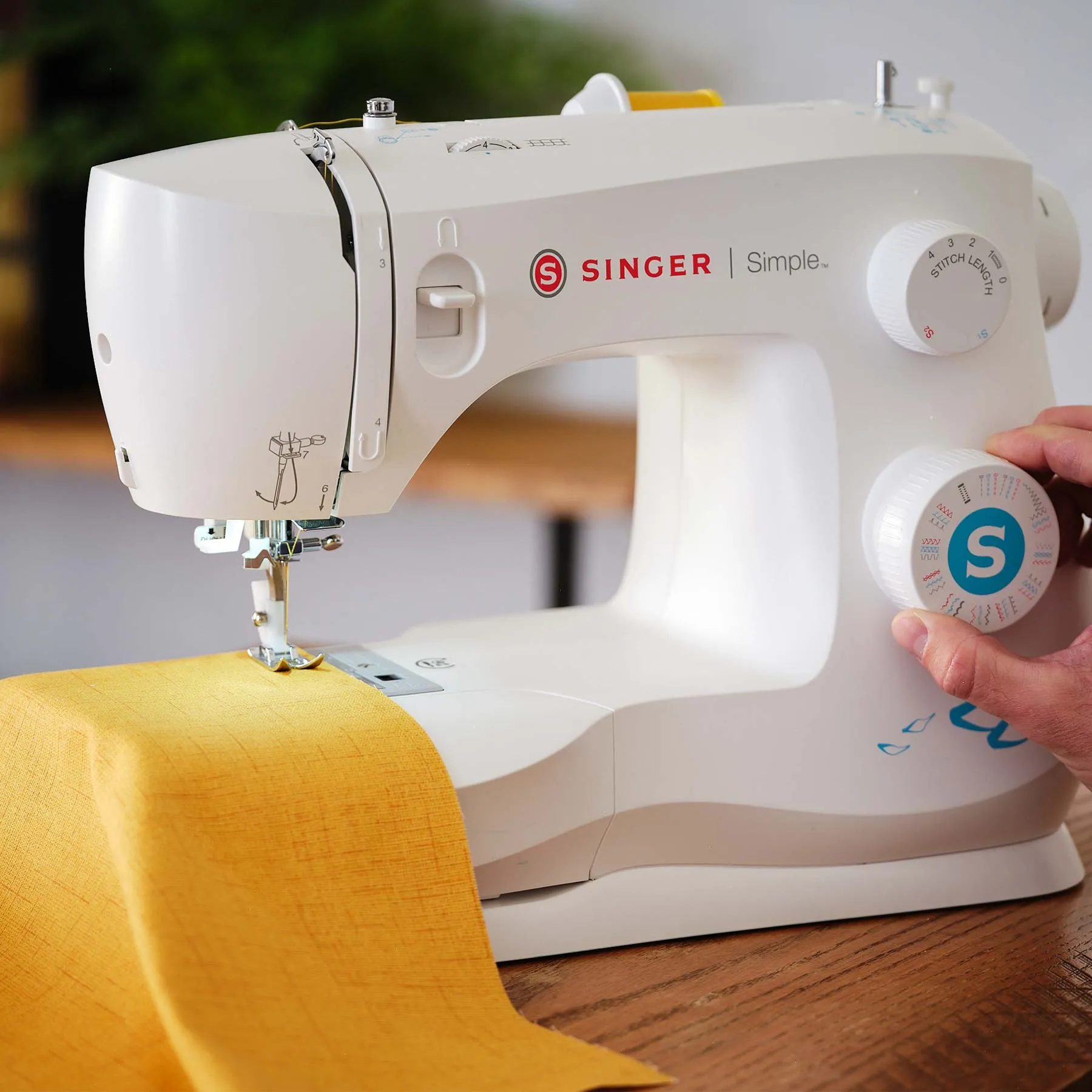 SINGER® Refurbished Simple™ 3337 Sewing Machine