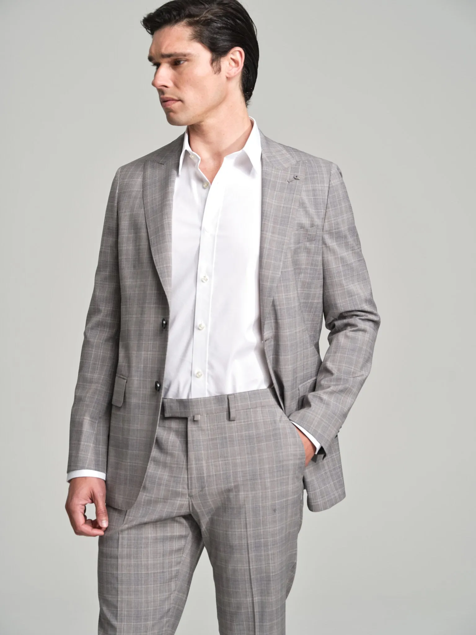 Slim fit Coolmax suit