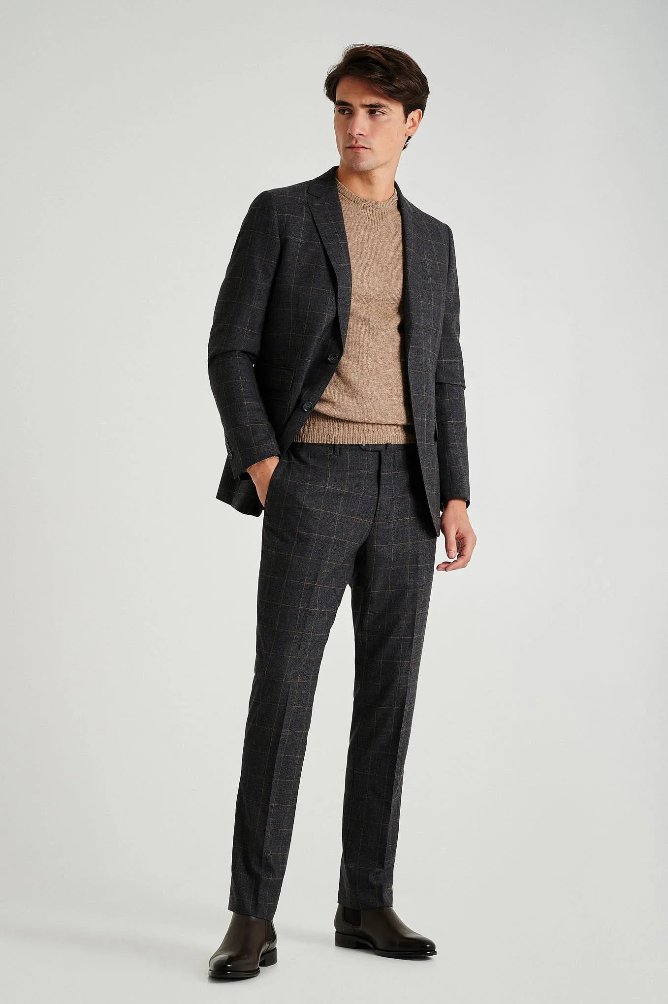 Slim fit windowpane wool suit