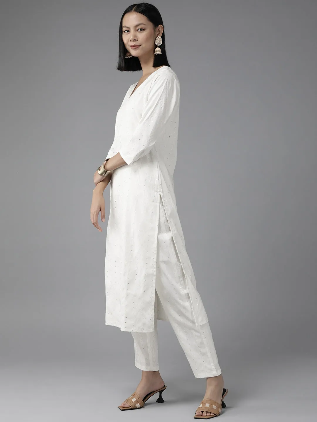 Women White Cotton Blend Kurta Set With Dupatta