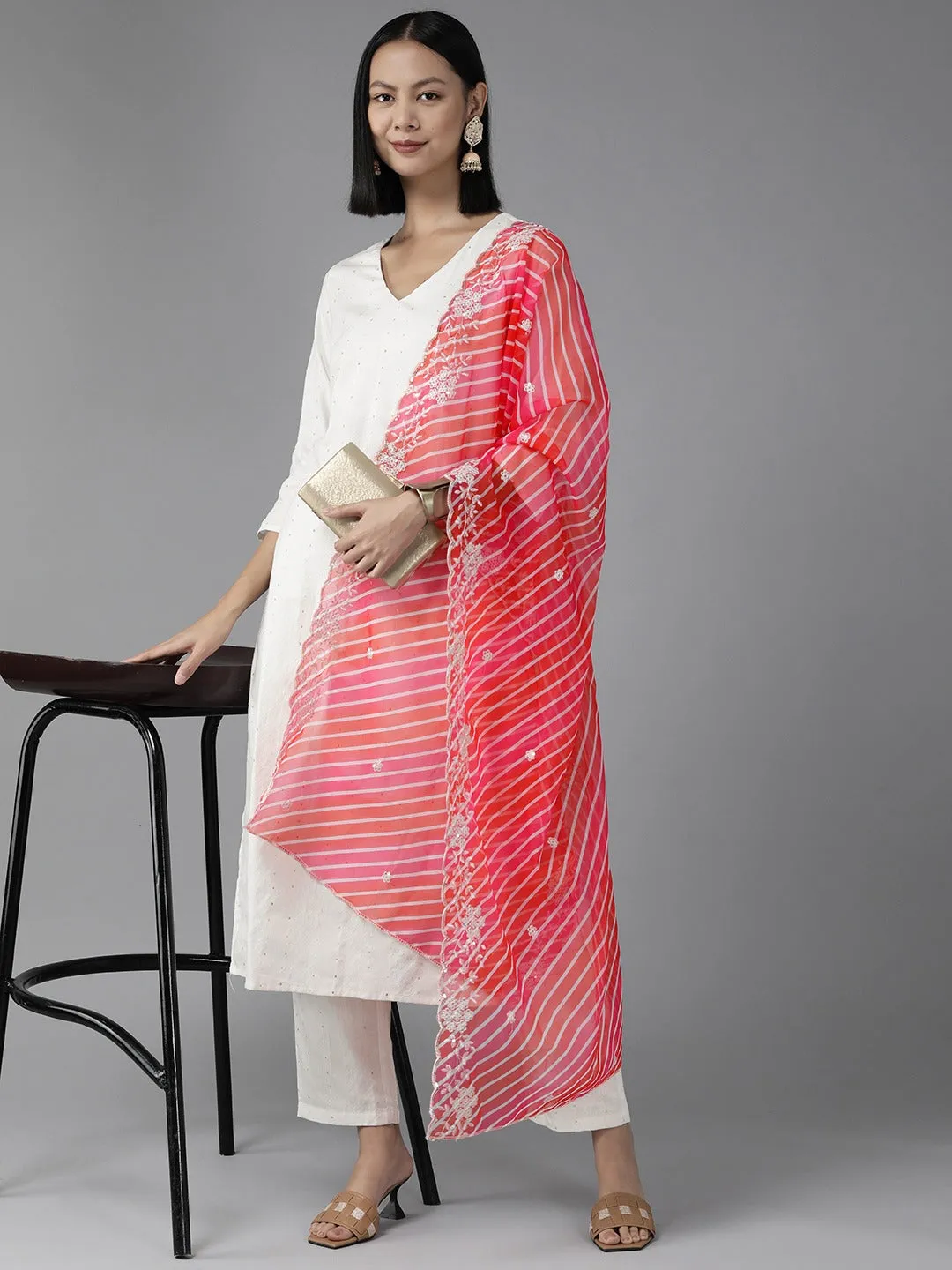 Women White Cotton Blend Kurta Set With Dupatta